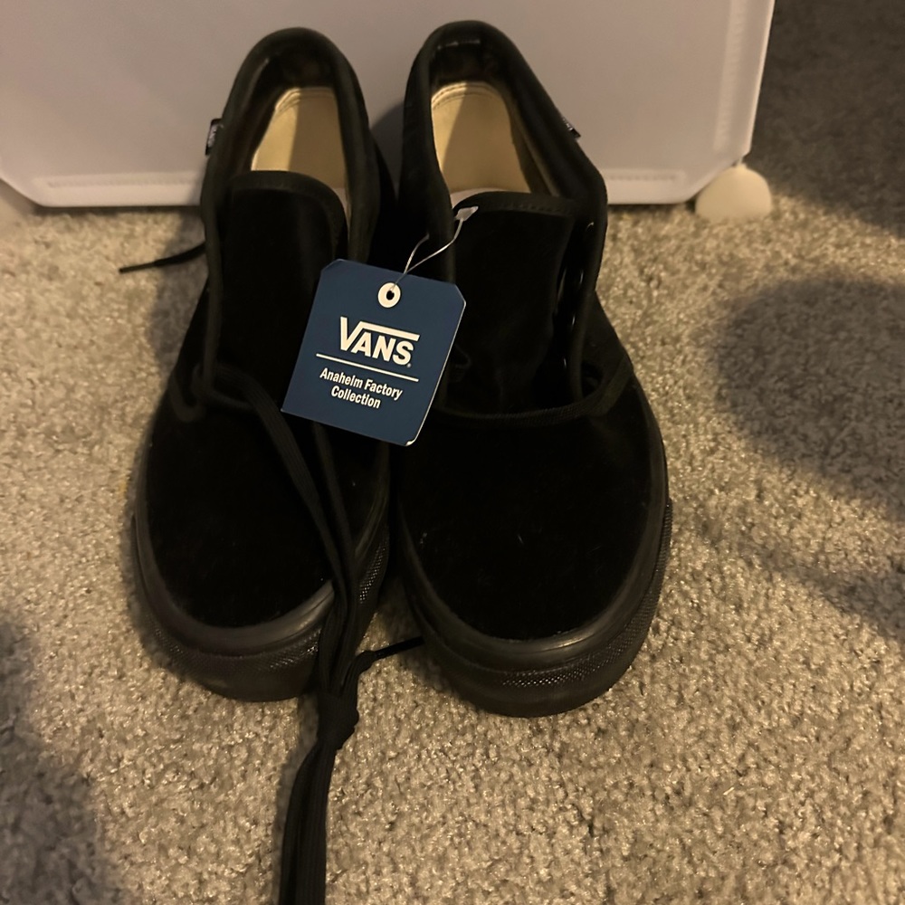 NWT black velvet vans